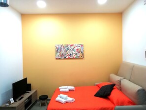2 chambres, bureau, fer et planche à repasser, accès au Wi-Fi (inclus)