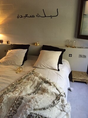 4 camere, ferro/asse da stiro, Wi-Fi, lenzuola