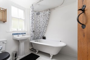 Badkar/dusch och hårtork