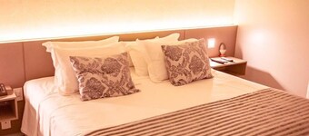 帕托斯德米納斯Hz飯店