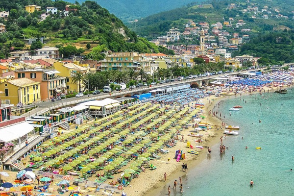 Accommodatie ligt op het strand