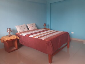 10 Schlafzimmer, WLAN