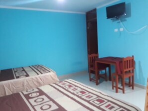 10 bedrooms, WiFi