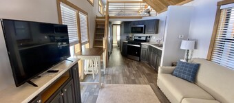 ザ ロッジズ オブ オーク クリーク