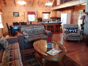 Smart-TV, Kamin, DVD-Player, Tischfußball