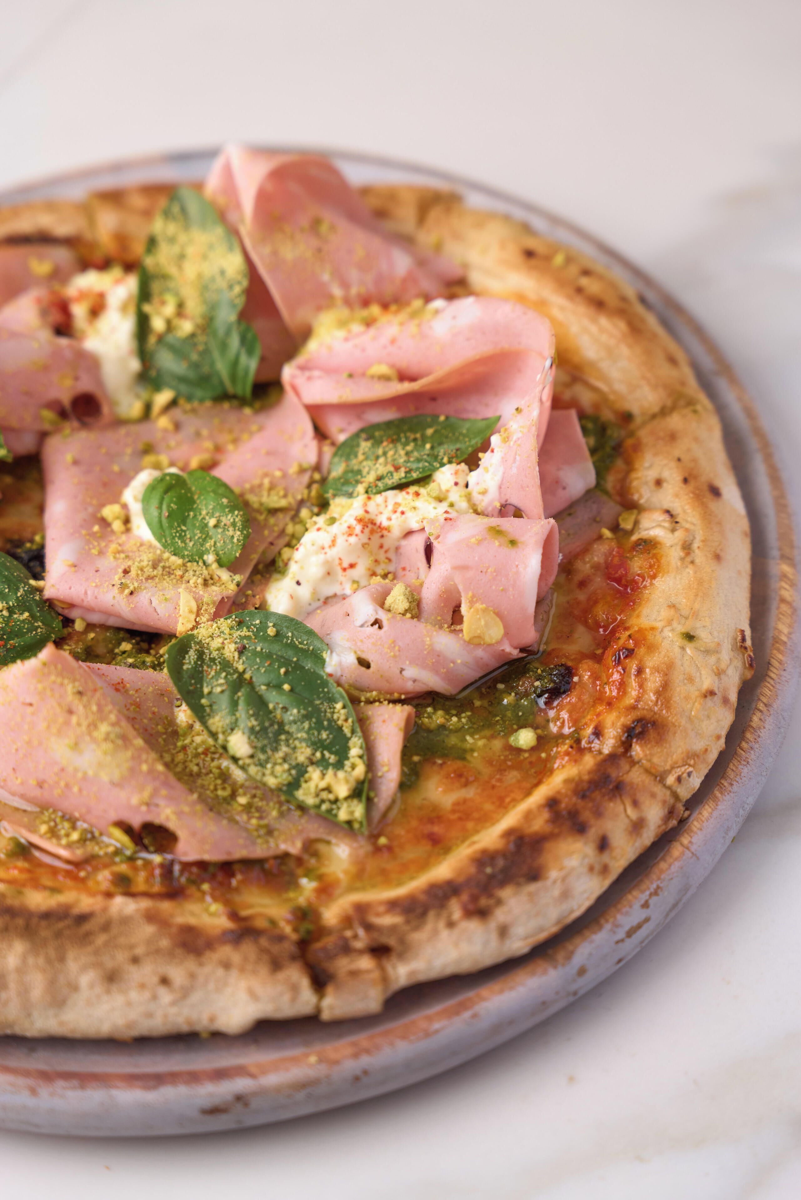 Breakfast and dinner served