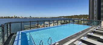 DoubleTree by Hilton Perth Waterfront