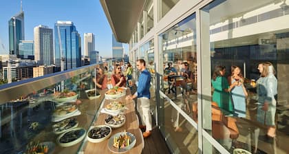 DoubleTree by Hilton Perth Waterfront