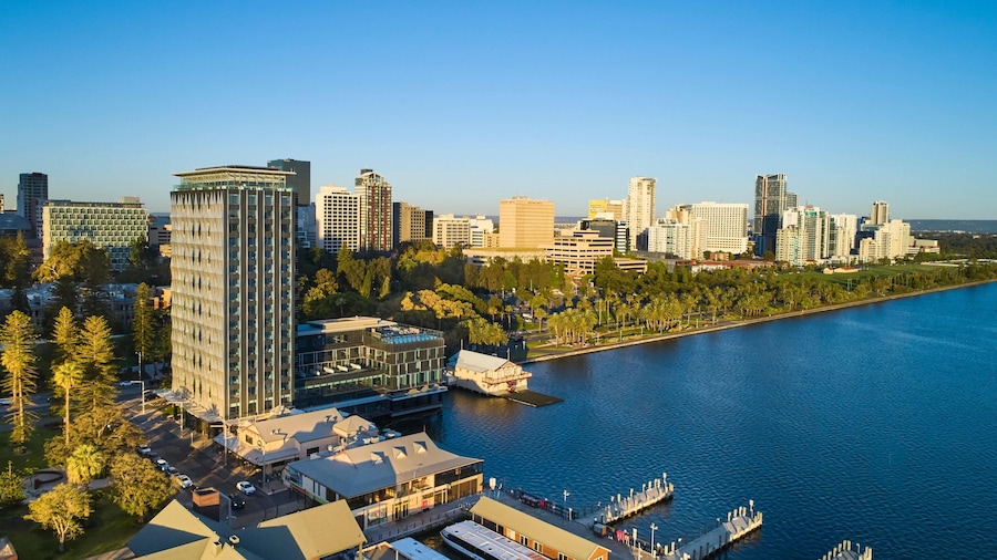 DoubleTree by Hilton Perth Waterfront