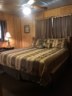 4 bedrooms, in-room safe, free WiFi, bed sheets