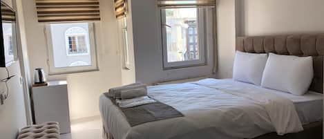 Deluxe Single Room | Free WiFi