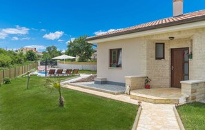Exterior - Warm and cozy house in the heart of the Istrian tradition. (Fabci, Višnjan)