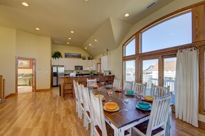 Dining - Spectacular OCEAN and SOUND VIEW ,Elevator, Private Pool, Hot Tub, Lux Retreat (Salvo)