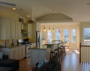 Fridge, microwave, oven, stovetop - North Beach: Vacation Comfort Steps from the Beach (Beach Haven)