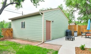 Casa (1014_Swope) | 2 habitaciones, escritorio, cuna de viaje y wifi gratis 