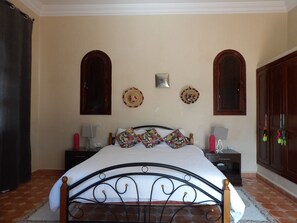 1 bedroom, free WiFi - Bouzama room breakfast included, pool view (Essaouira)