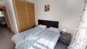 2 bedrooms, free WiFi, bed sheets - Casa Las Islas - A Murcia Holiday Rentals Property (Roldan)