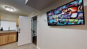 Room - Hwy 24 Unit 2A (Cascade)
