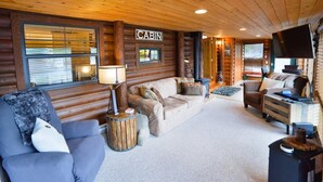 TV, fireplace, DVD player - #10 (Breckenridge)
