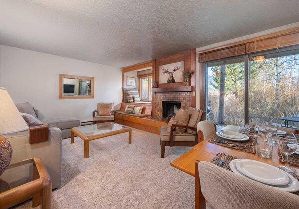 Condo, 1 Bedroom | Living room | 32-inch TV with digital channels, DVD player - Bearberry by JHRL (Wilson)