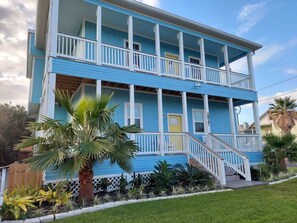 Exterior - Sea-Esta Summary:<br>A l (Galveston)