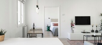 Arrasate Suite by Mara Mara