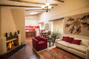 TV, fireplace - Amazing Bungalows stunning mountain views ★★★★★ (Urubamba)