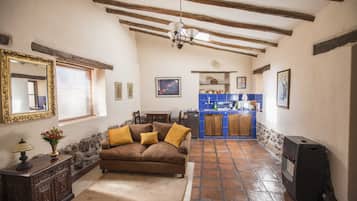 Télévision, cheminée