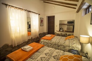 4 bedrooms, WiFi, bed sheets - Amazing Bungalows stunning mountain views ★★★★★ (Urubamba)