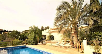Tolle Villa mit privatem Pool für einen unvergesslichen Sonnenaufgang