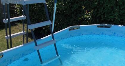 Villa 6 couchages agréable et ensoleillée