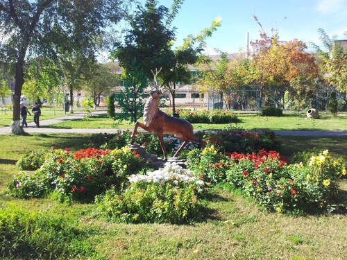 Clear Cozy & Modern Apartment Near Metro Station