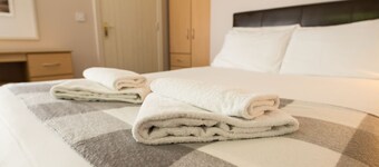 Castle Gardens 3 bed  -  3 Bedrooms