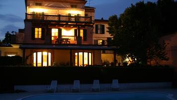 Front of property - evening/night