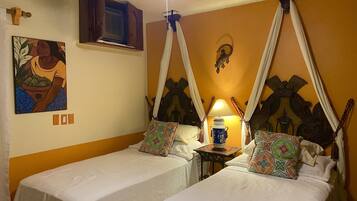 2 slaapkamers, een kluis op de kamer, een strijkplank/strijkijzer