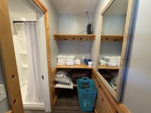 Interior - 3 Cottages on Strip, Lakefront, AC, Fire pit, (Geneva)