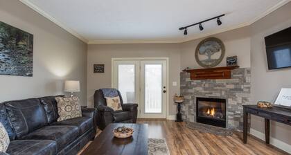 Newly remodeled / prime location / indoor pool