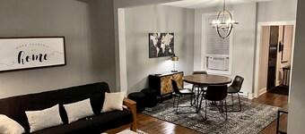 A piedi dal canale e dal centro !!! 1880 Townhouse completamente rinnovato