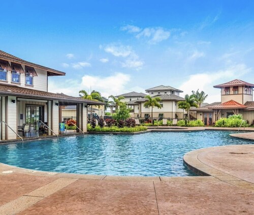 Poipu Pili Mai 4 Bedroom Condo with Ocean Views, Pool & Golf Course Access