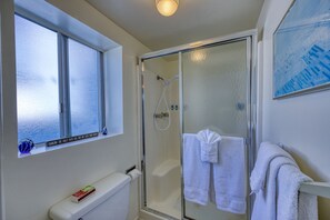 Hair dryer, towels