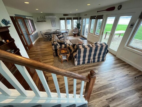 Bemus Point Lakefront -mökki