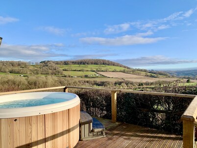 Hot Tub in The Stables
