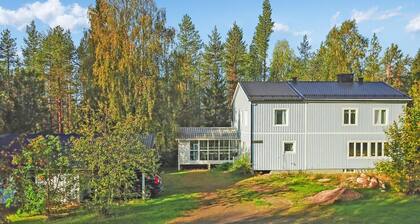 Lövgårdenin lohimaja by Interhome