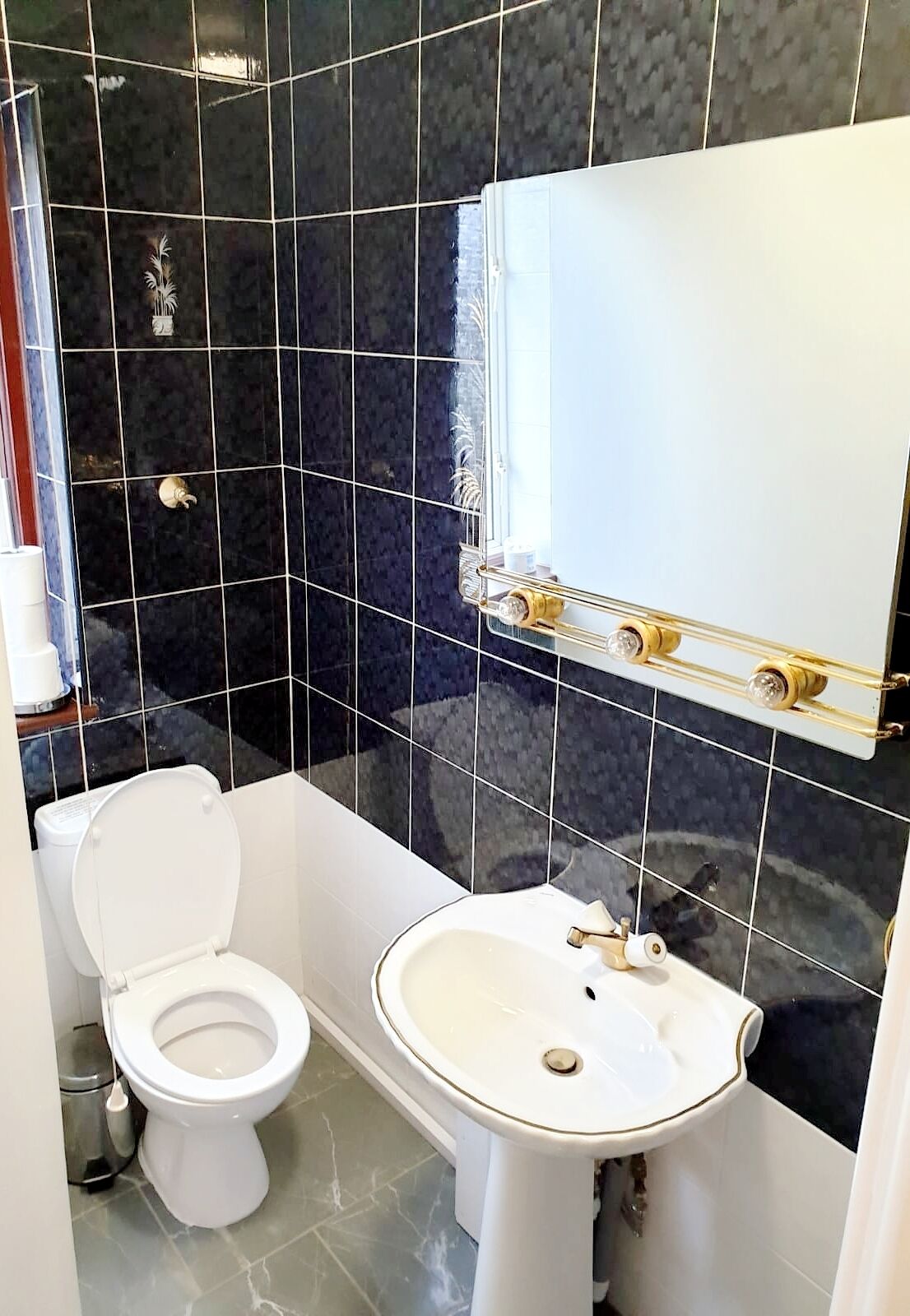 Deluxe Double or Twin Room, Shared Bathroom, Garden View | Bathroom