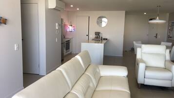 Smart TV, books, offices