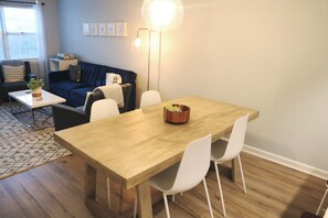 Dining - TRENDY 2 BR CONDO ON S. MILLEDGE. CLEAN AND CLOSE TO EVERYTHING! /2 (Athens)