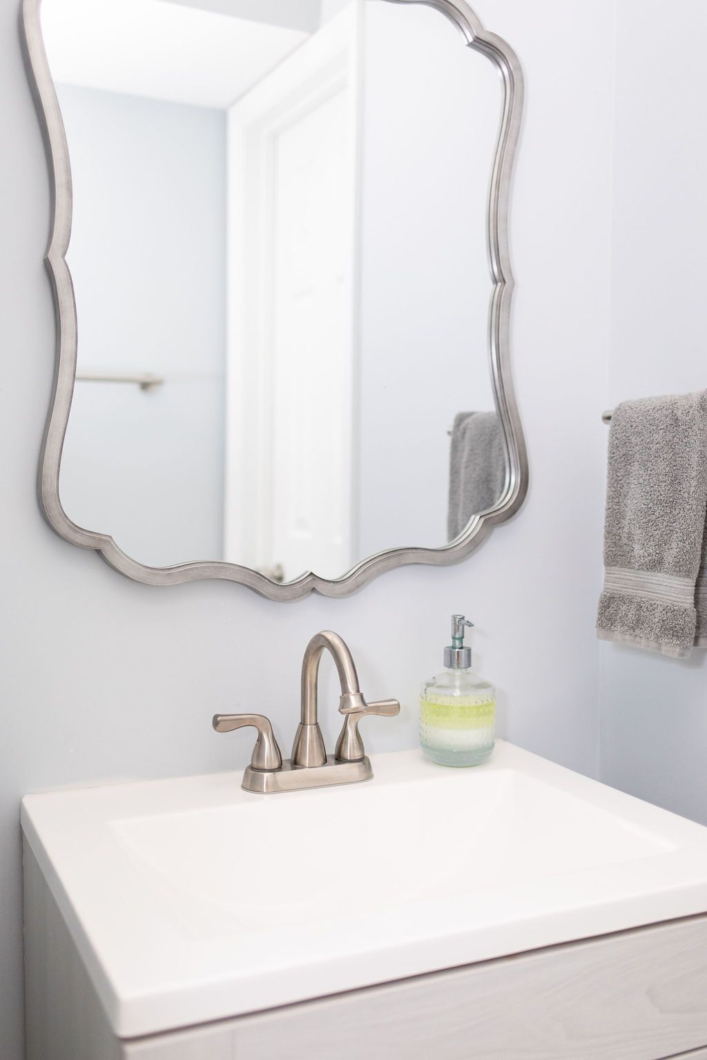 Combined shower/tub, hair dryer, towels, soap