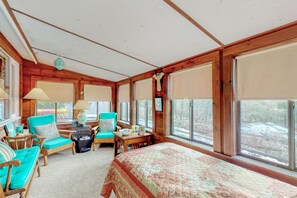 2 chambres, accès à Internet, literie fournie