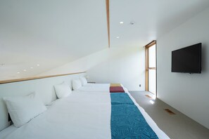 1 bedroom, soundproofing, free WiFi, bed sheets - Secret Villas by Relapool (Motobu)