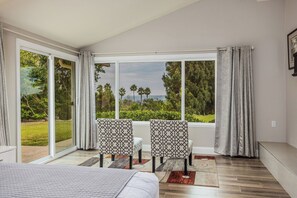 4 Schlafzimmer, Schreibtisch, Bügeleisen/Bügelbrett, kostenloses WLAN